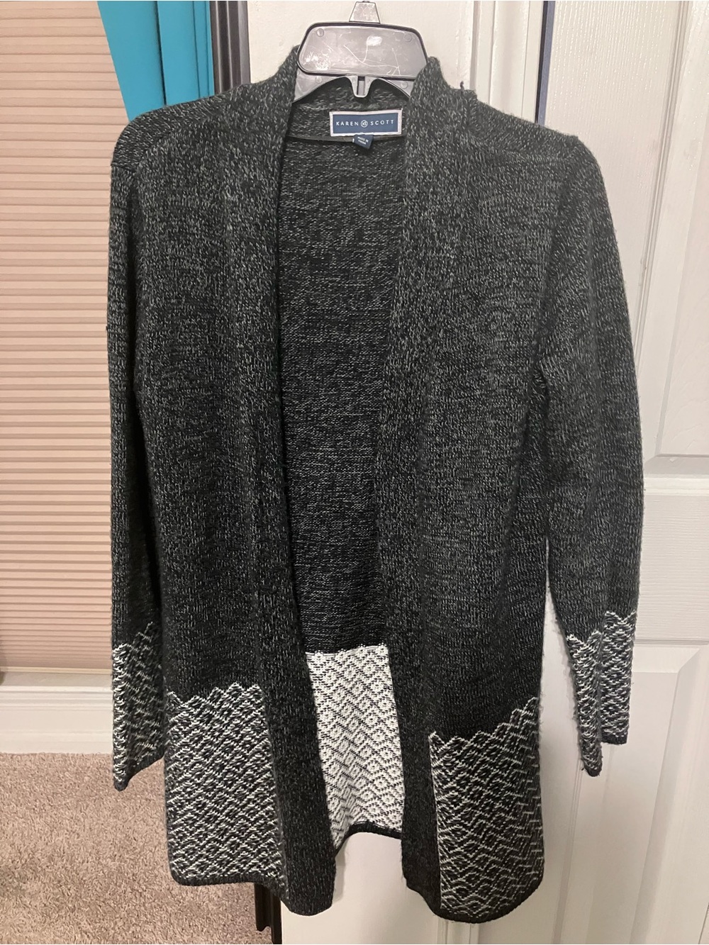 Scott Black & White Open-Front Knit Cardigan